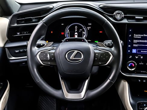 Used 2023 Lexus RZ 450e Premium image 19