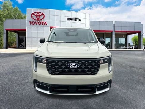 Used 2025 Ford Maverick Lariat image 25