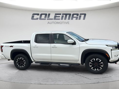 Used 2022 Nissan Frontier PRO-4X w/ Technology Package AWD/4WD image 4