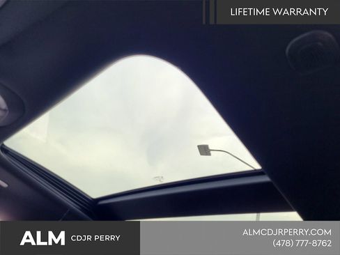 New 2026 Chrysler Pacifica Limited w/ S Appearance Package FWD image 19