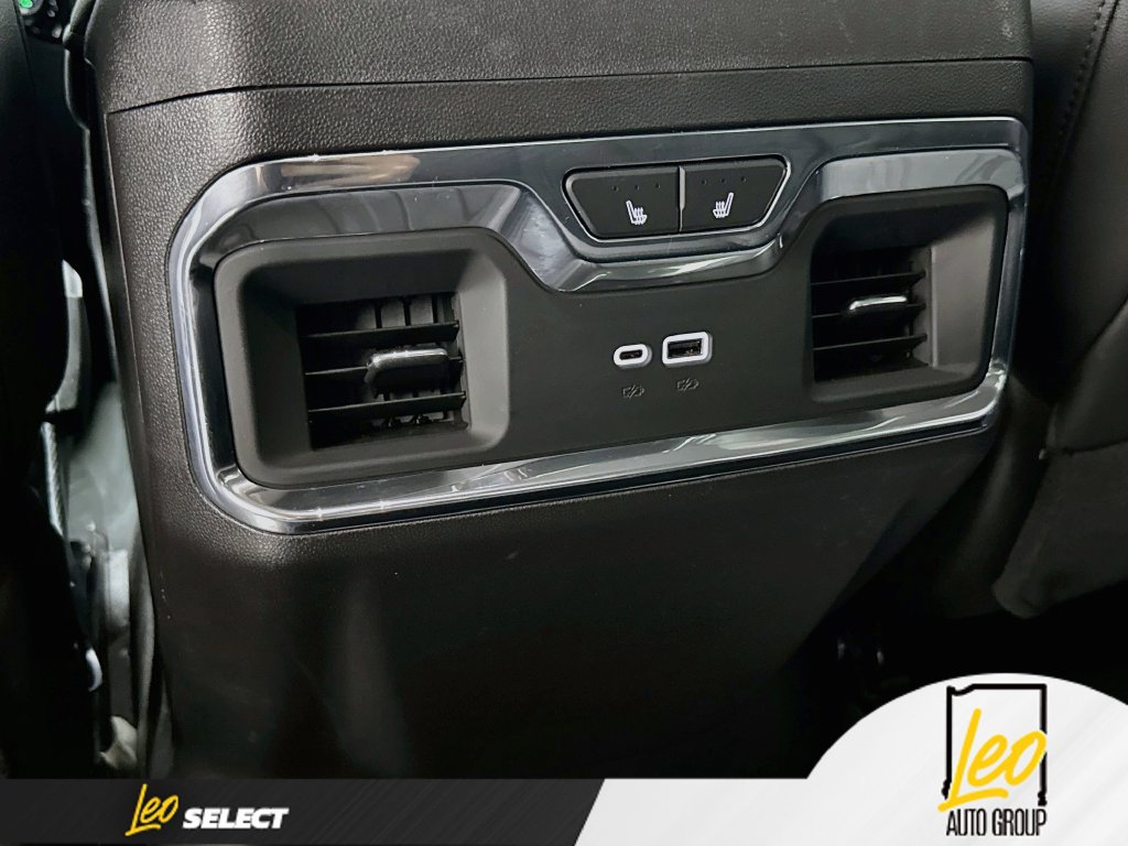 Used 2024 Chevrolet Silverado 1500 LTZ w/ Technology Package AWD/4WD image 29