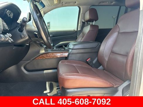 Used 2020 Chevrolet Suburban Premier w/ Premier Plus Edition AWD/4WD image 7