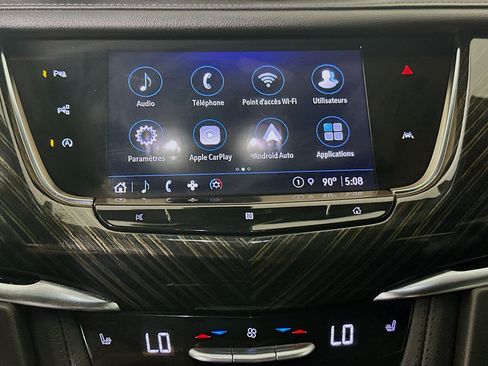 Used 2021 Cadillac XT6 Premium Luxury FWD image 24