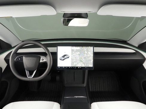 Used 2025 Tesla Model 3 Long Range image 3