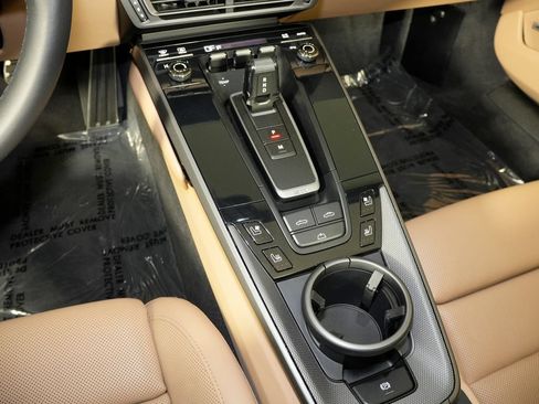 Certified 2020 Porsche 911 Carrera S RWD image 39