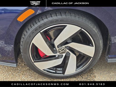 Used 2023 Volkswagen GTI SE FWD image 20