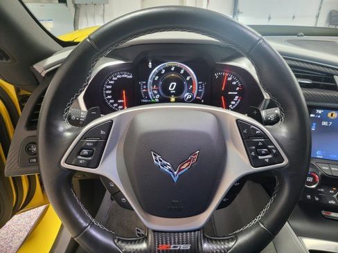 Used 2019 Chevrolet Corvette Z06 RWD image 24