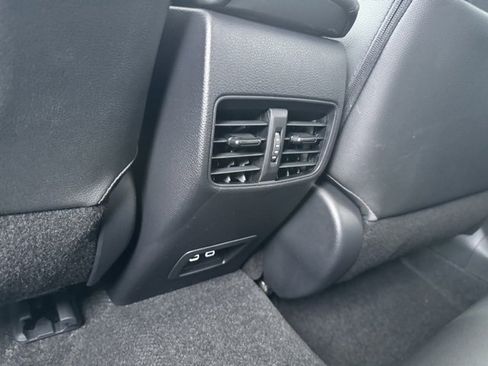 New 2026 Toyota Corolla Cross XLE image 8