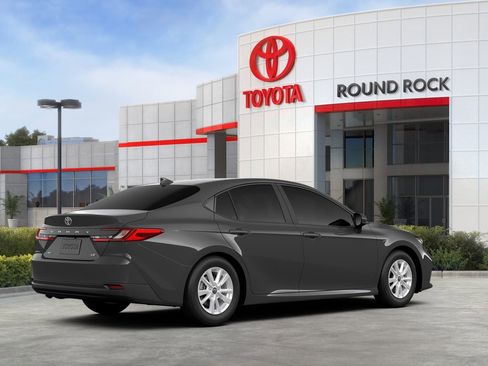 New 2026 Toyota Camry LE image 10