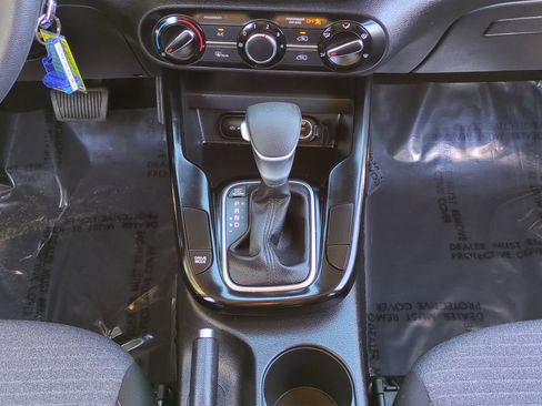 Certified 2021 Kia Soul S image 19