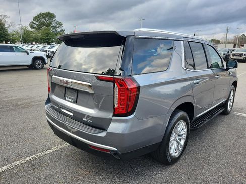 Certified 2022 GMC Yukon SLT w/ SLT Premium Package image 3