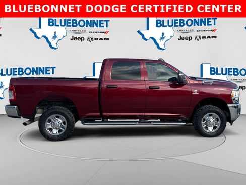 Used 2024 RAM 2500 Tradesman w/ Chrome Appearance Group AWD/4WD image 4