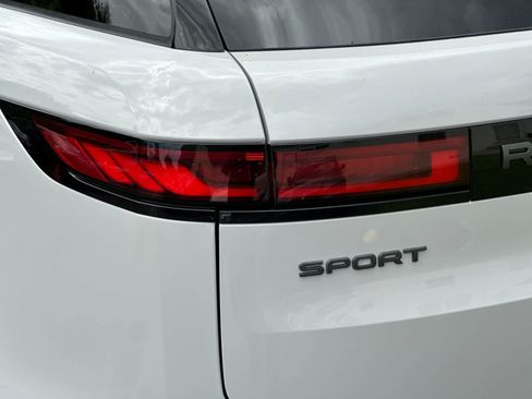 Used 2025 Land Rover Range Rover Sport Dynamic SE AWD/4WD image 32
