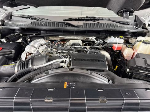 Used 2024 Chevrolet Silverado 2500 LT w/ Convenience Package AWD/4WD image 29