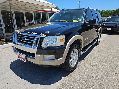 Used 2006 Ford Explorer Eddie Bauer image 2