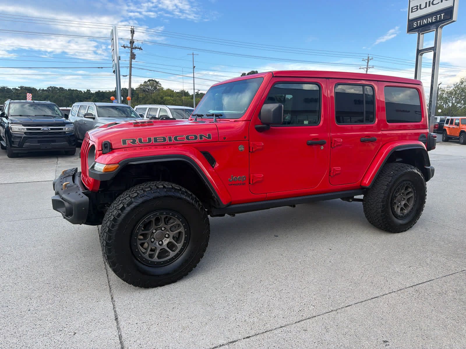 Used 2022 Jeep Wrangler Unlimited Rubicon w/ Xtreme Recon 35" Tire Package AWD/4WD image 2