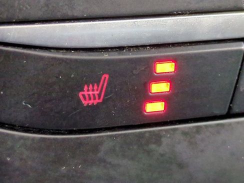 Used 2021 Ford EcoSport SE w/ SE Convenience Package image 23