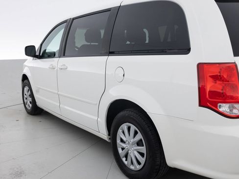 Used 2011 Dodge Grand Caravan Express FWD image 13