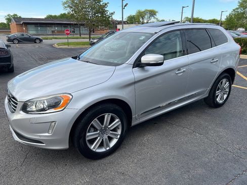 Used 2016 Volvo XC60 T5 Platinum w/ Protection Package AWD/4WD image 6