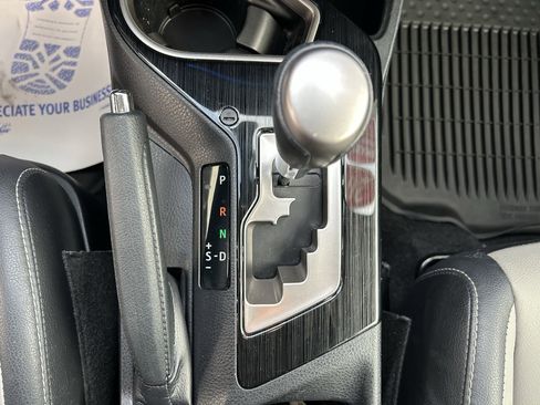Certified 2018 Toyota RAV4 Limited image 31