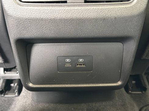 Used 2023 Nissan Rogue SV w/ SV Premium B Package FWD image 30