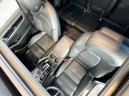 Certified 2022 Porsche Cayenne image 20