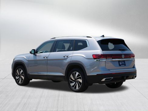 Certified 2024 Volkswagen Atlas SEL AWD/4WD image 5