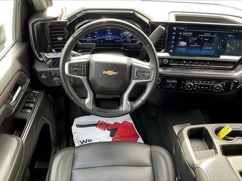 Used 2024 Chevrolet Silverado 2500 LTZ image 15