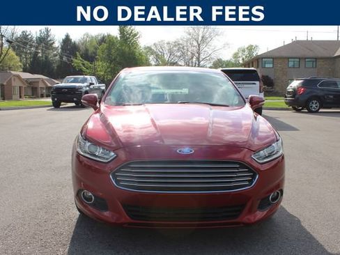 Used 2015 Ford Fusion SE FWD image 3