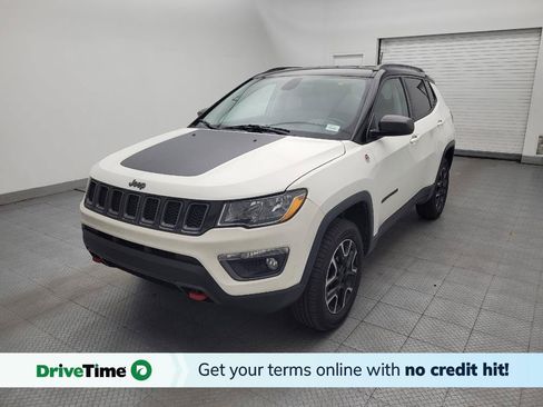 Used 2019 Jeep Compass Trailhawk AWD/4WD image 1