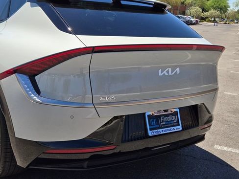 Used 2022 Kia EV6 Wind RWD image 5