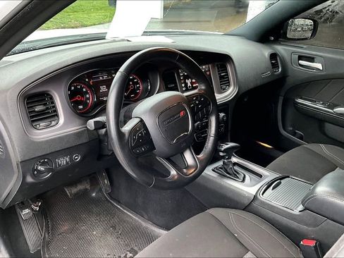 Used 2023 Dodge Charger SXT w/ Blacktop Package RWD image 4