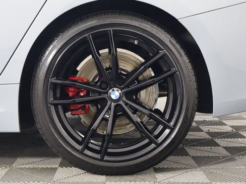 Used 2024 BMW 330i Sedan w/ M Sport Package image 16