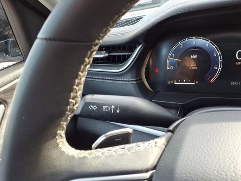 Used 2023 Jeep Grand Cherokee L Limited w/ Black Appearance Package image 26