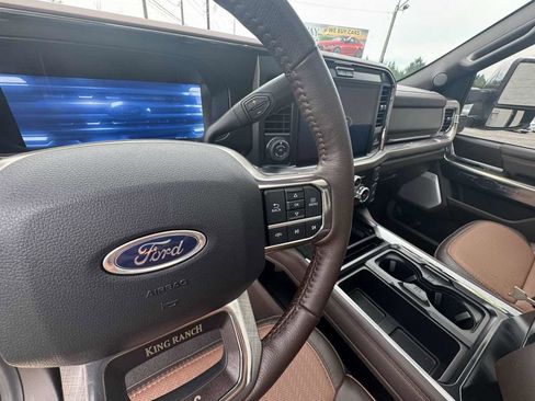 Used 2025 Ford F250 King Ranch w/ Chrome Package AWD/4WD image 18