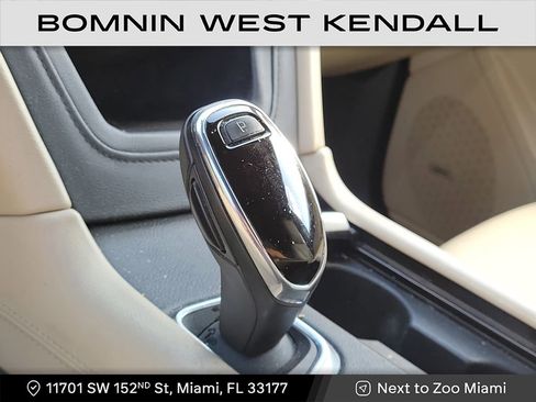 Used 2019 Cadillac XT5 FWD image 18