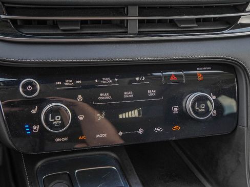 Certified 2023 INFINITI QX60 Luxe w/ Vision Package image 19