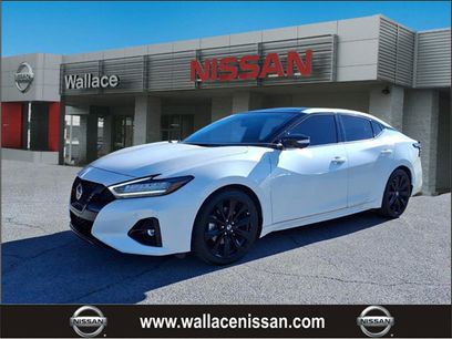 Certified 2022 Nissan Maxima SR w/ Sport Mat Group