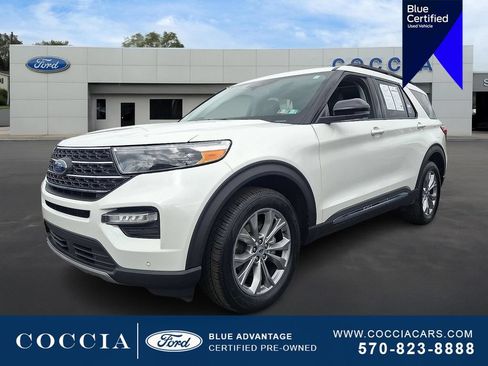 Certified 2023 Ford Explorer XLT w/ Equipment Group 202A AWD/4WD image 1