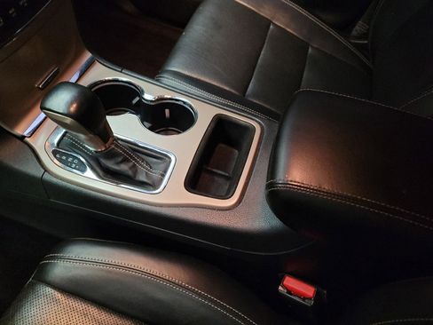 Used 2017 Jeep Grand Cherokee Limited w/ Luxury Group II RWD image 26