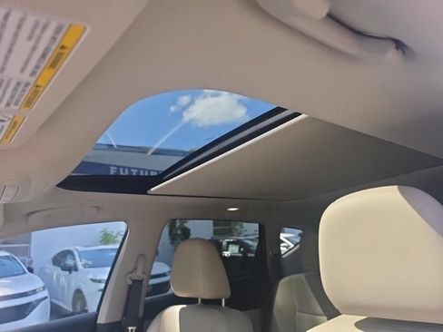 Certified 2023 Nissan Murano SL w/ SL Moonroof Package AWD/4WD image 7
