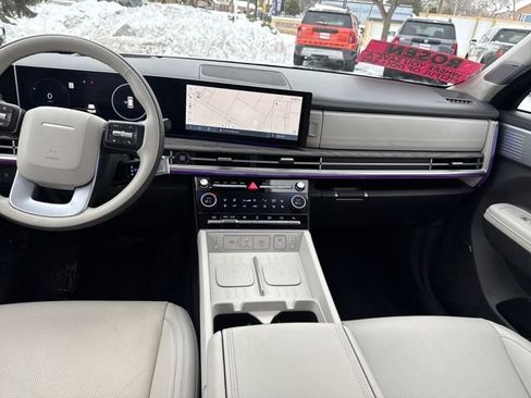 Certified 2025 Hyundai Santa Fe Calligraphy image 29