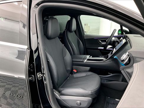 Used 2026 Mercedes-Benz EQE 320+ SUV image 6