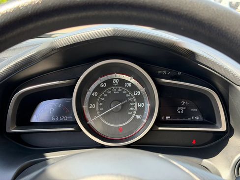 Used 2016 MAZDA MAZDA3 i Sport w/ Preferred Equipment Package FWD image 25