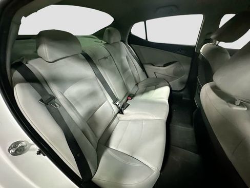 Used 2013 Kia Optima LX image 24