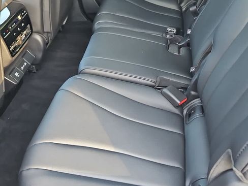 Certified 2024 Acura MDX SH-AWD image 29