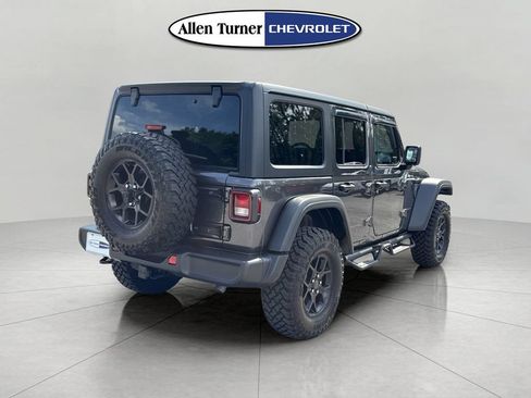 Used 2025 Jeep Wrangler Unlimited Sport AWD/4WD image 4