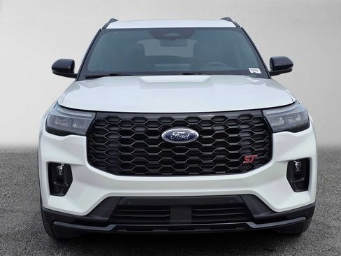 Used 2026 Ford Explorer ST w/ Sun And Sound Package AWD/4WD image 8