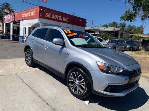 Used 2017 Mitsubishi Outlander Sport ES FWD image 8