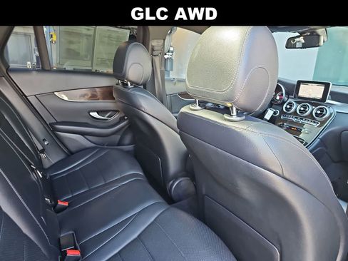 Used 2017 Mercedes-Benz GLC 300 4MATIC image 16